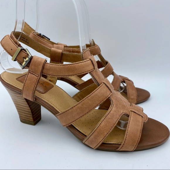 💗Clarks Artisan Strappy Sandal w/ Chunky 3” Heel - Picture 2 of 7